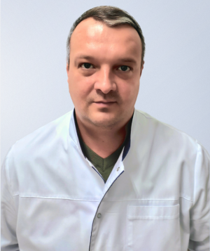 заместитель главного врача Чепурняк Павел Николаевич